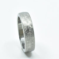 Alliance bombée et titane ∣ Bijoux Titane France®