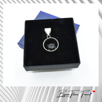 Pendentif titane et pierre noire tendence pour femme ∣ Bijoux Titane France®