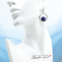Magnifique boucle d'oreille piercing en titane sertis de pierre Lapis Lazuli de forme ronde ∣ Bijoux Titane France®