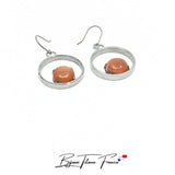Boucle d'oreille a la forme ronde en titane fait a la main en France ∣ Bijoux Titane France®